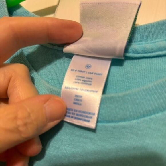 Cleveland Indians Size Small T-Shirt - Picture 3 of 5